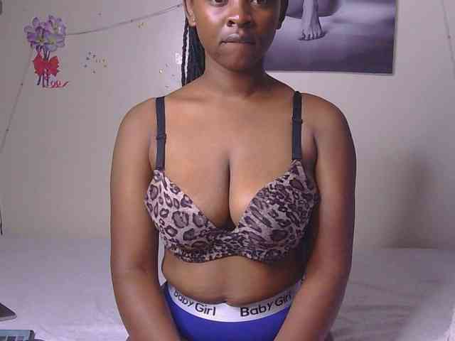 CocoTease33 webcam