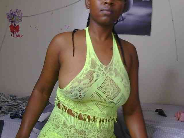 CocoTease33 webcam
