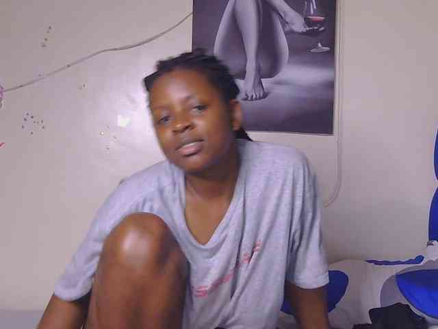 CocoTease33 webcam