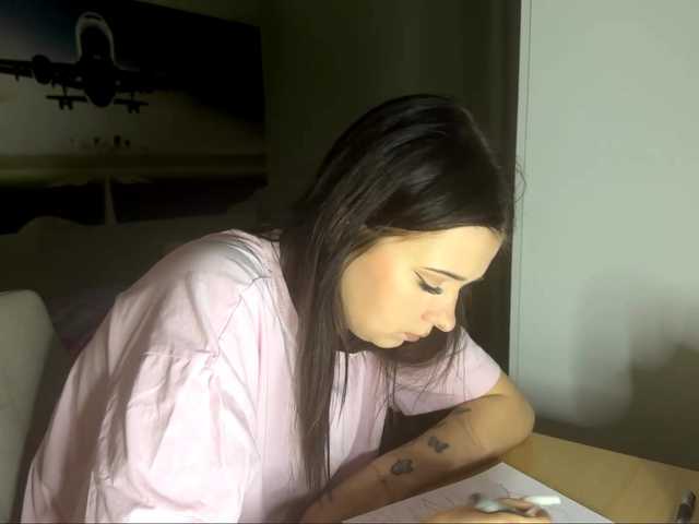 MaiaMassingill live cam on BongaCams