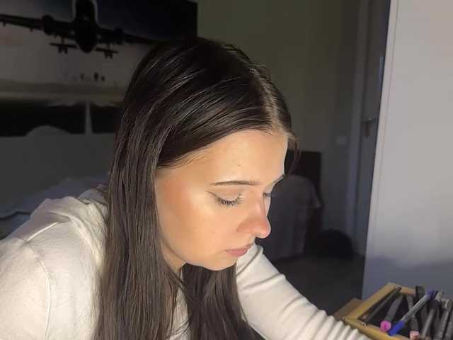 MaiaMassingill live cam on BongaCams