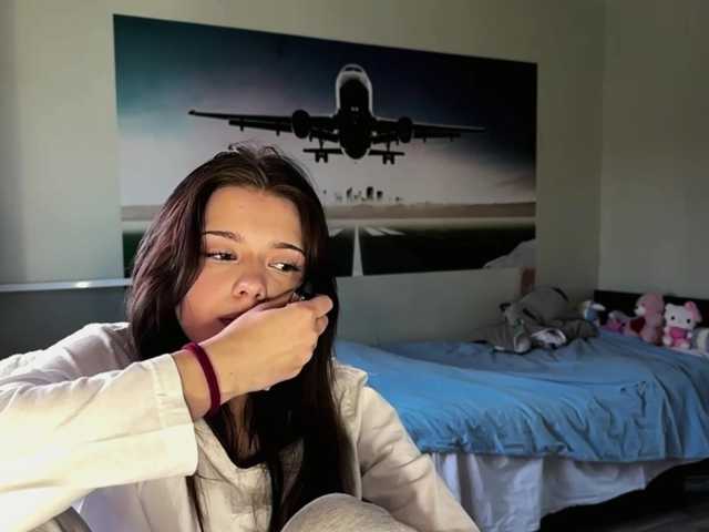 MaiaMassingill live cam on BongaCams