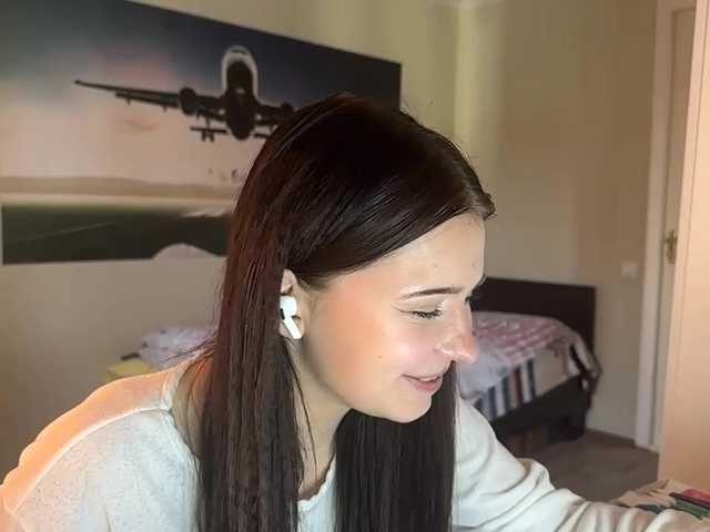 MaiaMassingill live cam on BongaCams