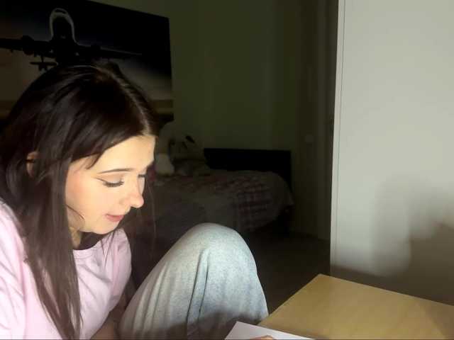 MaiaMassingill live cam