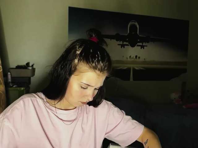 MaiaMassingill live cam on BongaCams