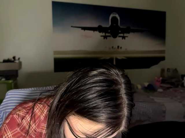 MaiaMassingill live cam preview
