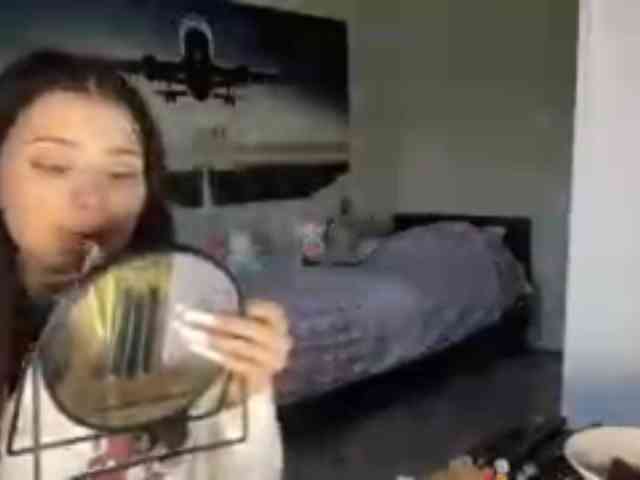 MaiaMassingill webcam