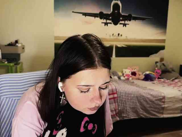MaiaMassingill webcam
