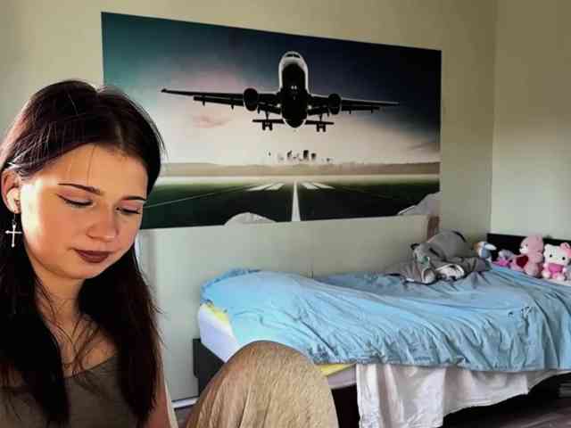 MaiaMassingill webcam