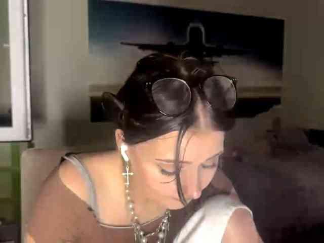 MaiaMassingill webcam