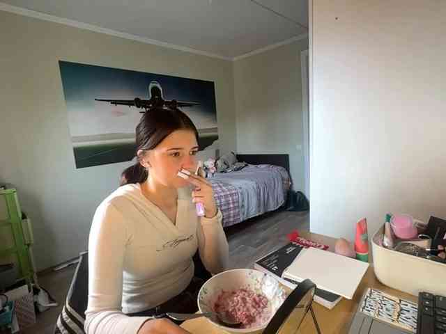 MaiaMassingill's webcam live show