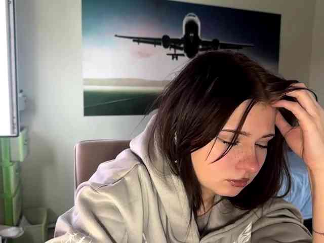 MaiaMassingill webcam