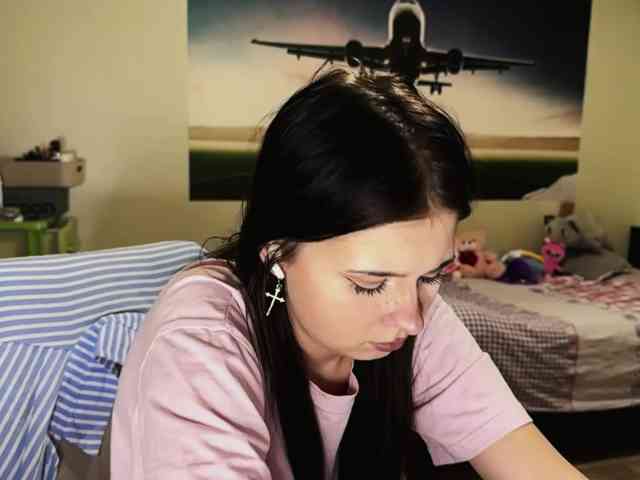 MaiaMassingill webcam