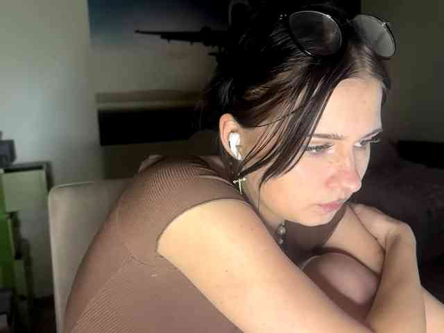 MaiaMassingill webcam