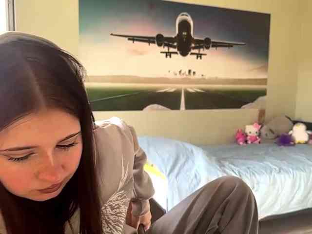 MaiaMassingill webcam