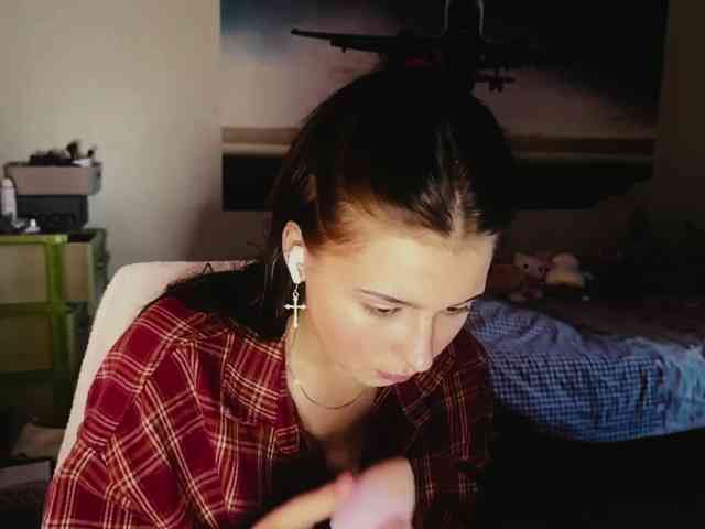 MaiaMassingill webcam