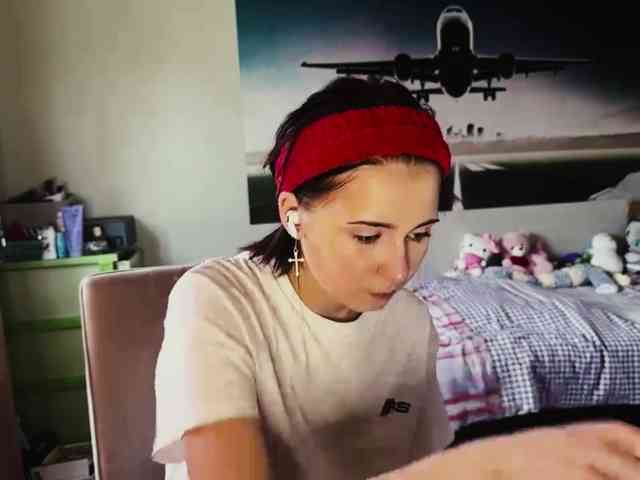 MaiaMassingill webcam