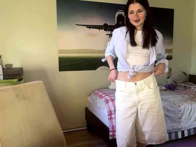 MaiaMassingill webcam