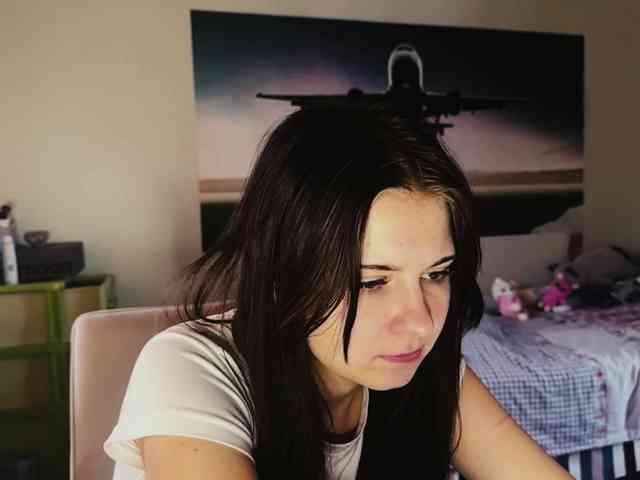 MaiaMassingill webcam