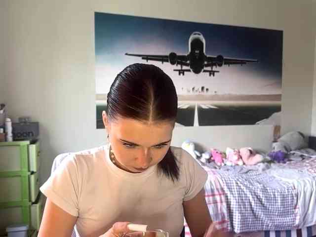 MaiaMassingill webcam