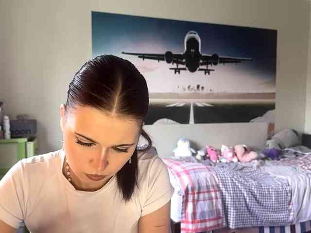 MaiaMassingill webcam