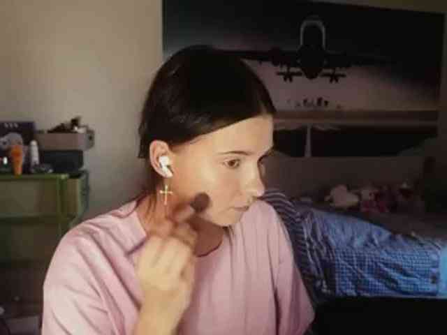 MaiaMassingill webcam