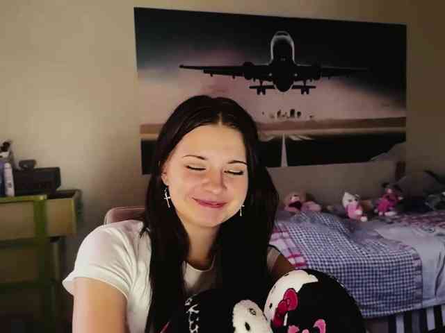 MaiaMassingill webcam