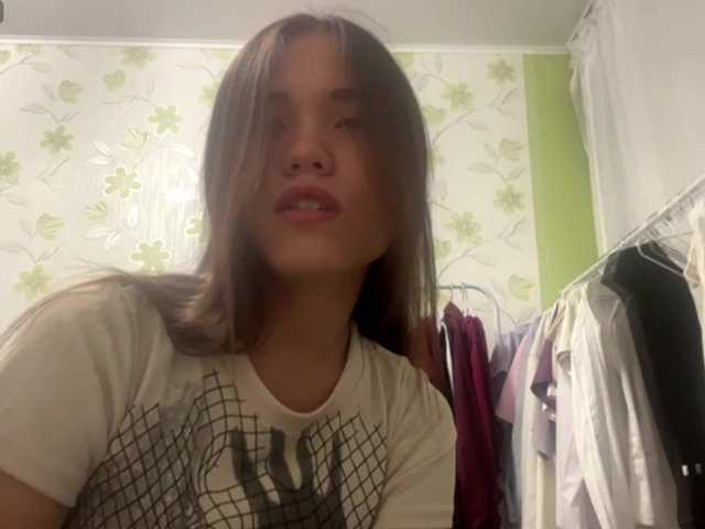 JasminMuur live cam on BongaCams