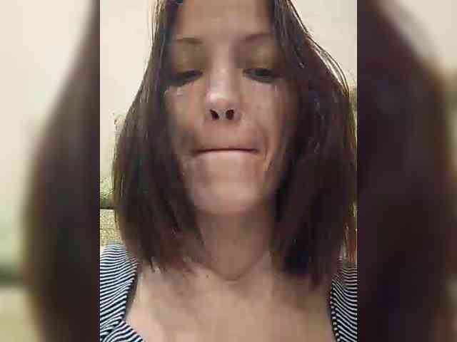 Cristiina_ webcam