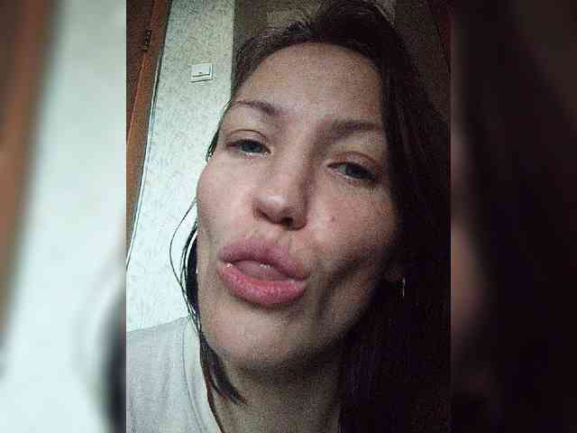 Cristiina_ webcam