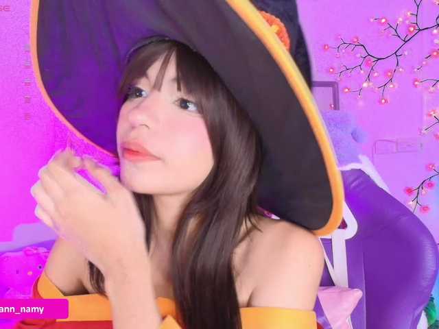 Swannamy live cam on BongaCams