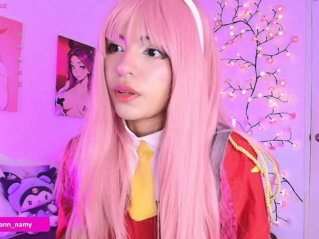 Swannamy live cam on BongaCams