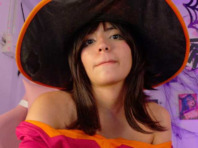 Swannamy live cam on BongaCams