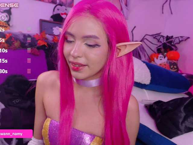 Swannamy live cam on BongaCams