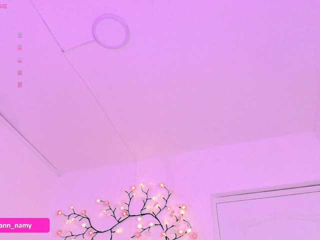 Swannamy live cam on BongaCams