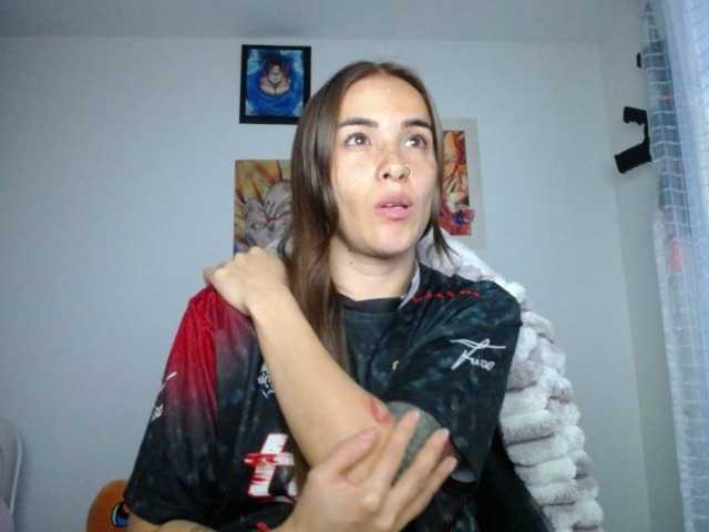 HELSEY live cam on BongaCams