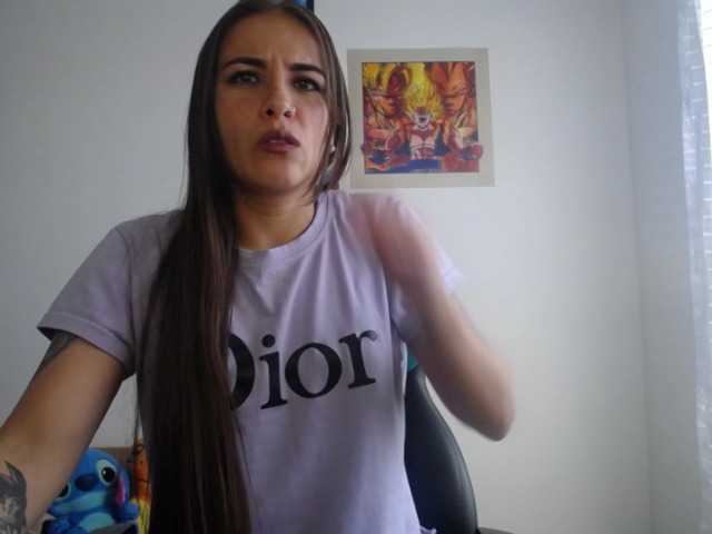 HELSEY live cam on BongaCams