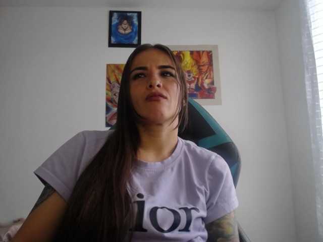 HELSEY live cam on BongaCams