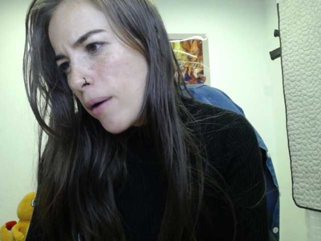HELSEY live cam on BongaCams