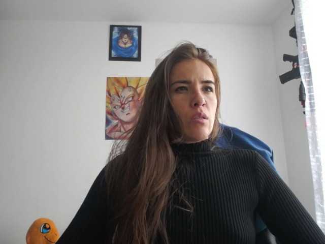 HELSEY live cam on BongaCams