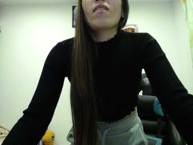 HELSEY live cam on BongaCams
