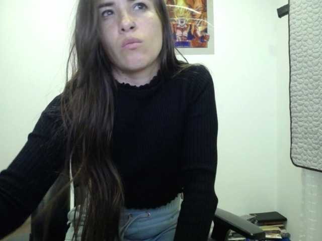 HELSEY live cam on BongaCams