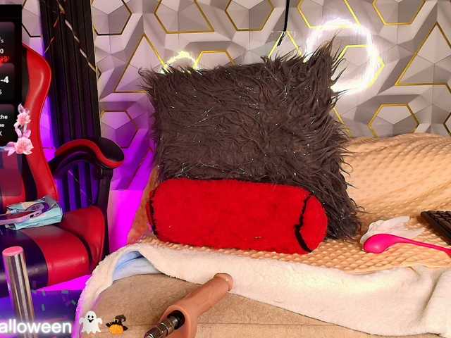 LIZVELVET live cam on BongaCams