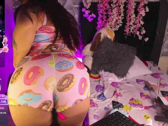 LIZVELVET