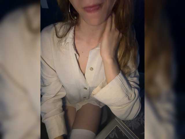 Evagogogo live cam on BongaCams