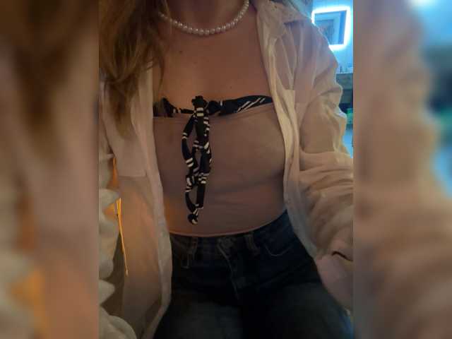 Evagogogo live cam on BongaCams