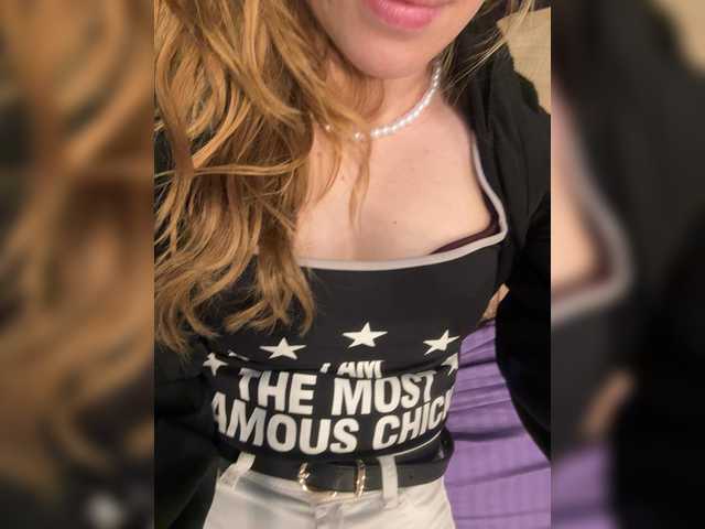 Evagogogo live cam on BongaCams