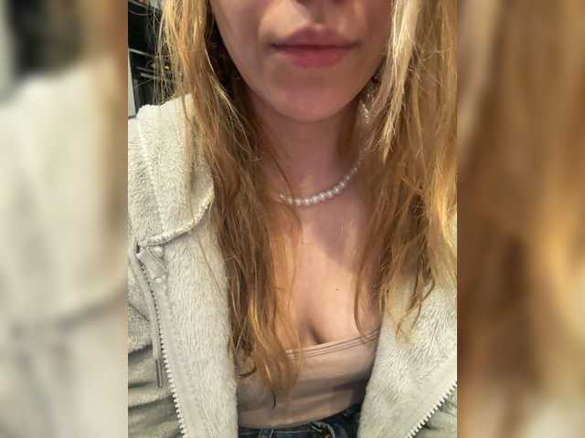 Evagogogo live cam on BongaCams