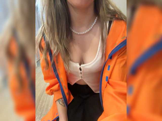 Evagogogo live cam on BongaCams