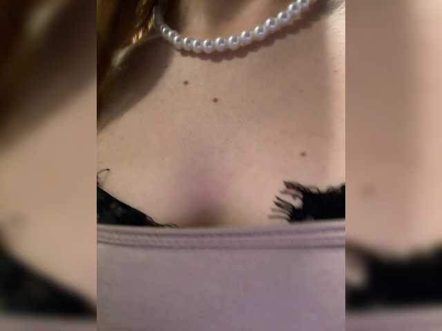 Evagogogo live cam on BongaCams